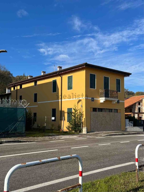 casa indipendente in vendita a Longare