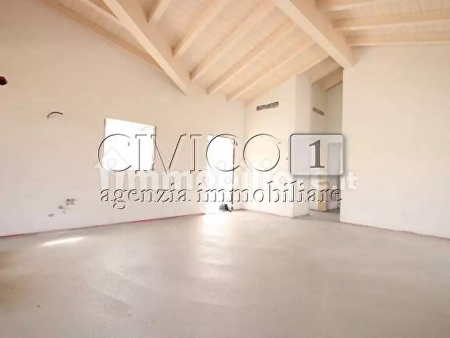 casa indipendente in vendita a Longare