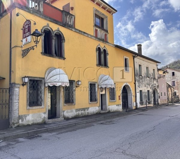 casa indipendente in vendita a Longare in zona Costozza