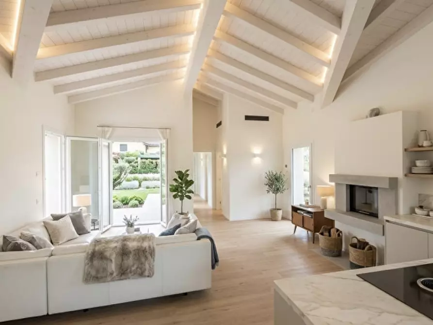 casa indipendente in vendita a Longare