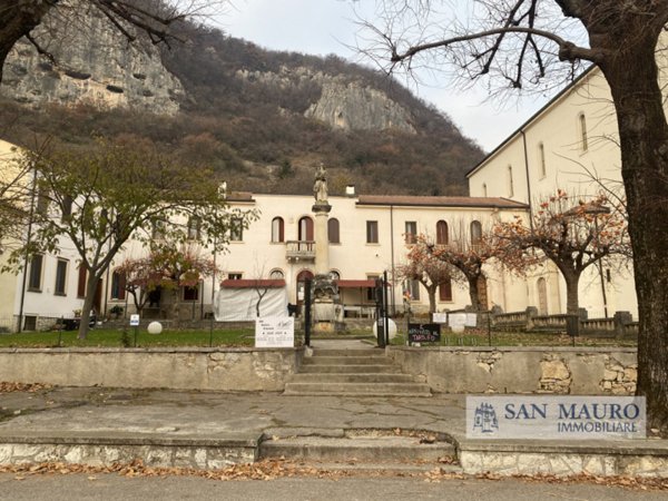 appartamento in vendita a Longare in zona Lumignano
