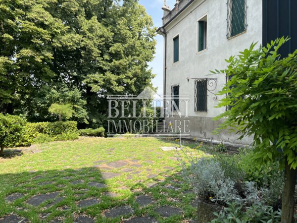 casa indipendente in vendita a Longare in zona Costozza