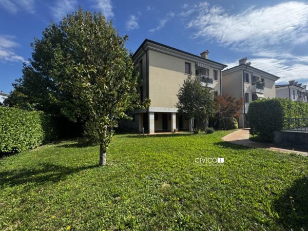 appartamento in vendita a Longare in zona Secula