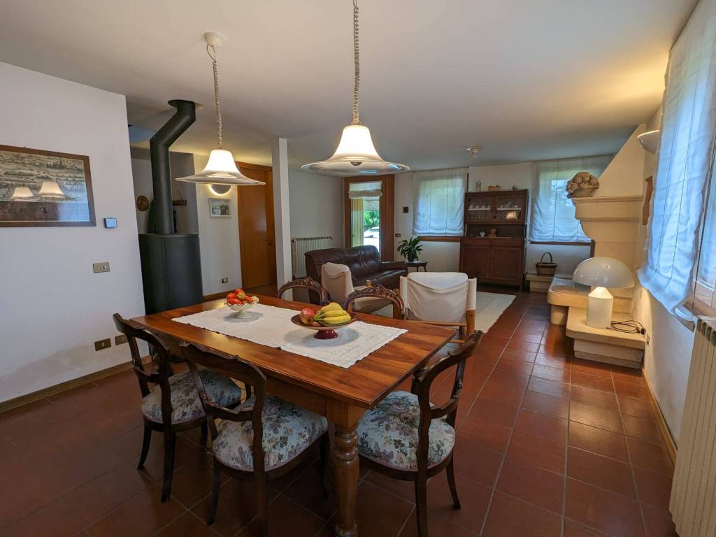 casa indipendente in vendita a Longare in zona Costozza