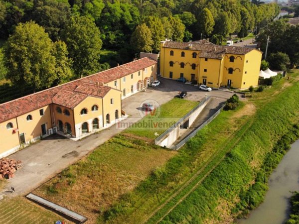 negozio in vendita a Lonigo