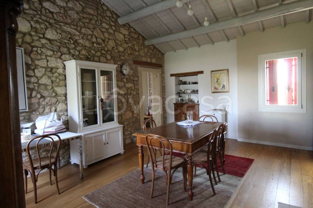 casa indipendente in vendita a Lonigo