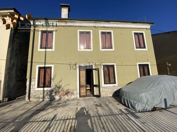 casa indipendente in vendita a Lonigo