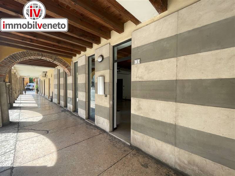 negozio in vendita a Lonigo