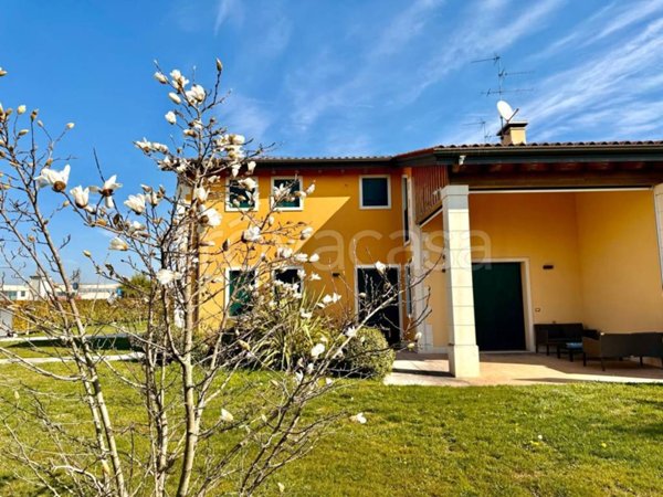 casa indipendente in vendita a Lonigo