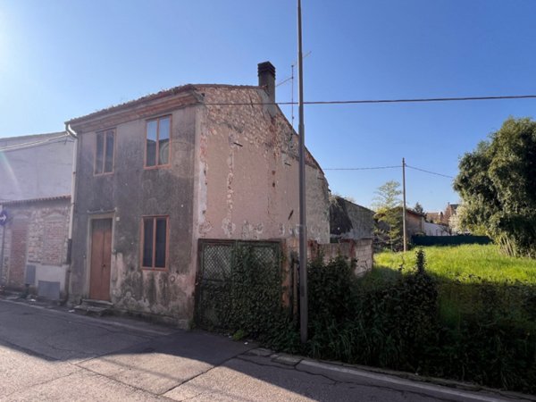 casa semindipendente in vendita a Lonigo