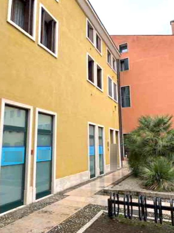ufficio in vendita a Lonigo