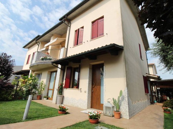 casa indipendente in vendita a Lonigo