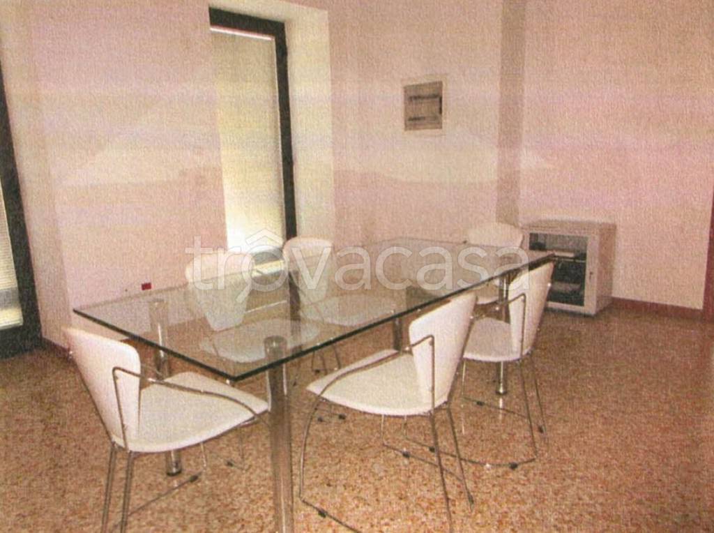 ufficio in vendita a Lonigo