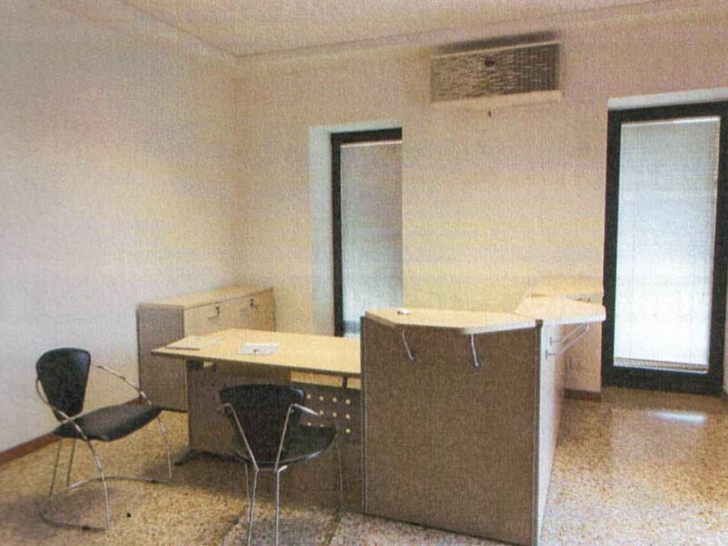ufficio in vendita a Lonigo