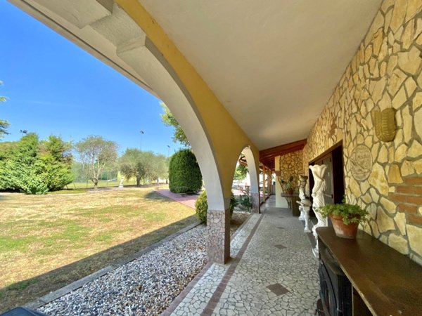 casa indipendente in vendita a Lonigo