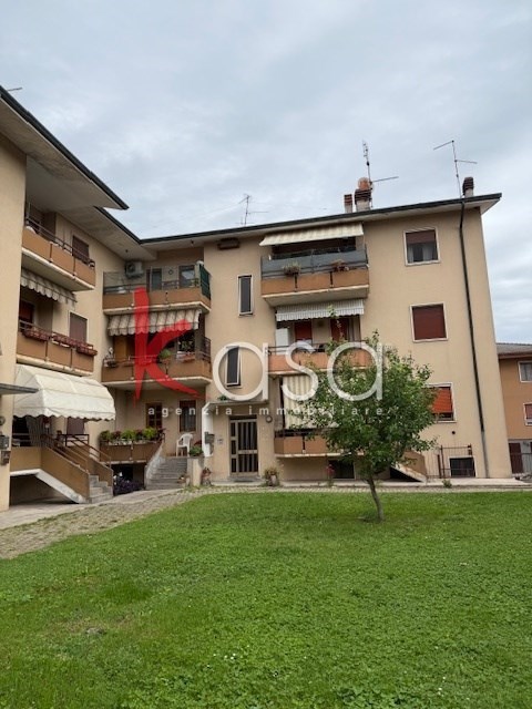appartamento in vendita a Lonigo in zona Madonna