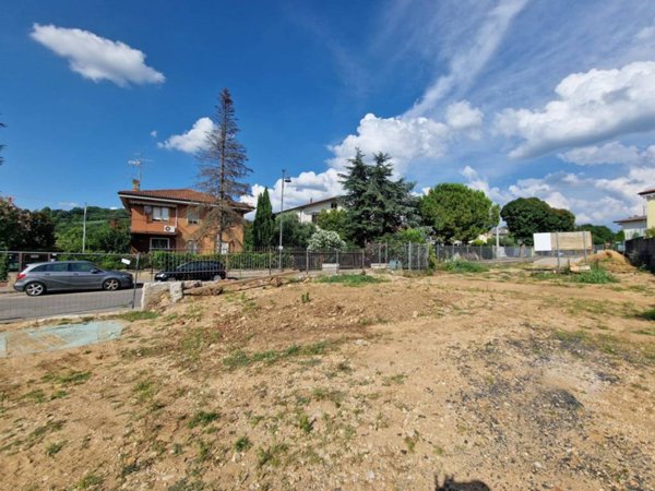 terreno edificabile in vendita a Lonigo