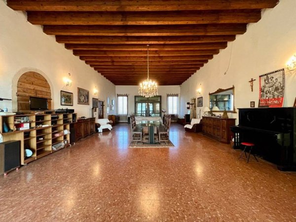 negozio in vendita a Lonigo