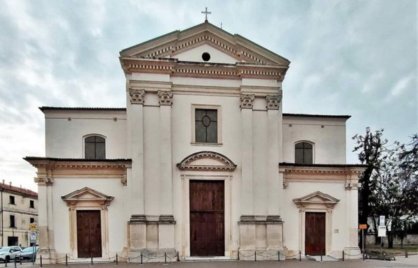 negozio in vendita a Lonigo