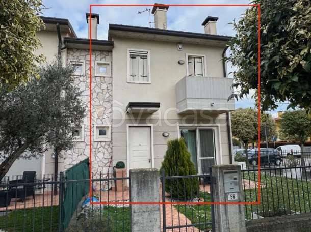 casa indipendente in vendita a Lonigo