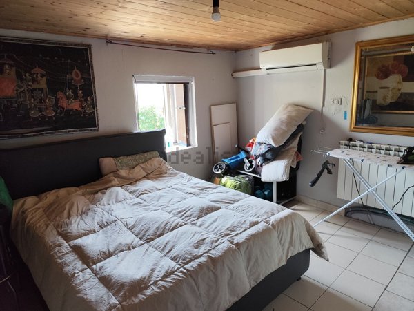 esavano in vendita a Lonigo