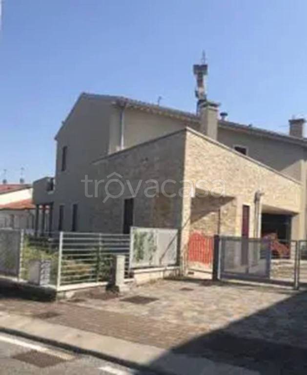 casa indipendente in vendita a Lonigo