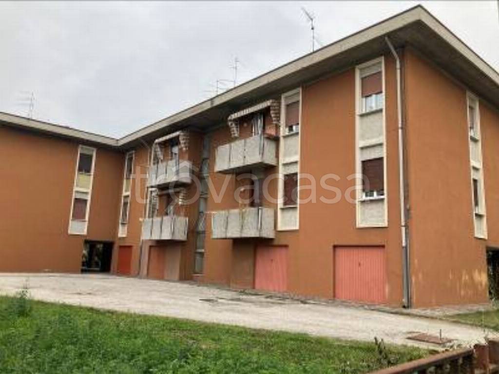 trivano in vendita a Lonigo