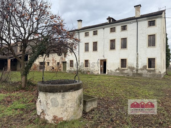 casa indipendente in vendita a Lonigo