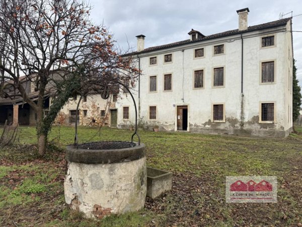 casa indipendente in vendita a Lonigo