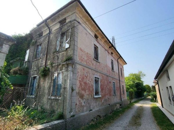 intera palazzina in vendita a Lonigo