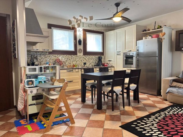 casa indipendente in vendita a Lonigo in zona Madonna