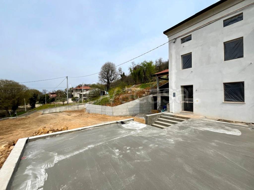 casa indipendente in vendita a Lonigo