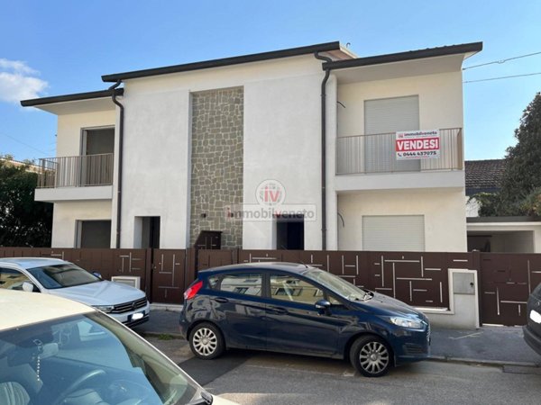 casa indipendente in vendita a Lonigo