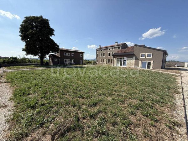 casa indipendente in vendita a Lonigo
