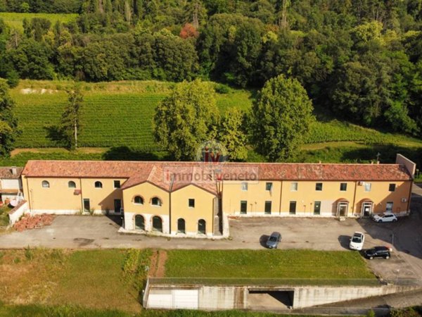 intera palazzina in vendita a Lonigo