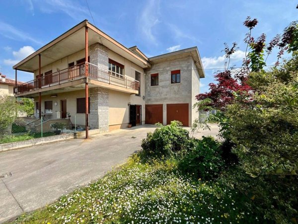 casa indipendente in vendita a Lonigo in zona Madonna