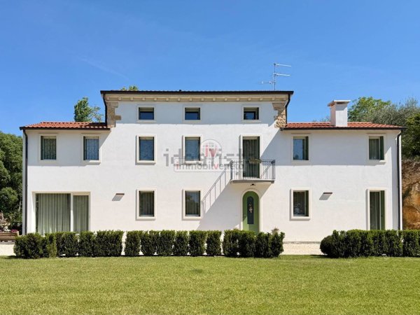 casa indipendente in vendita a Lonigo