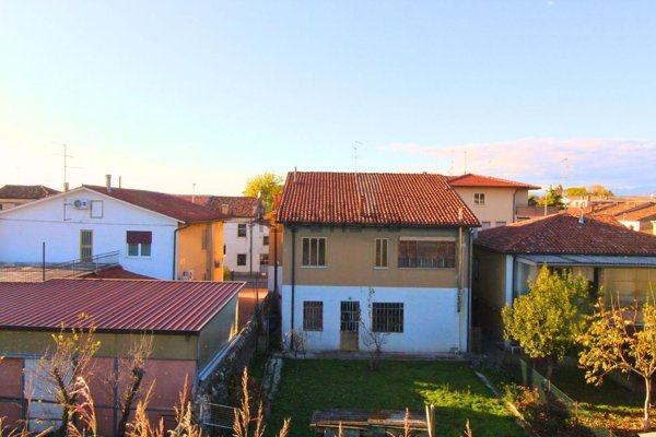 casa indipendente in vendita a Lonigo