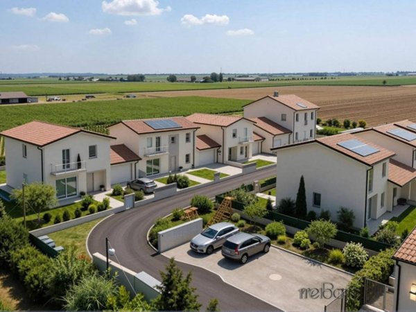 casa indipendente in vendita a Lonigo