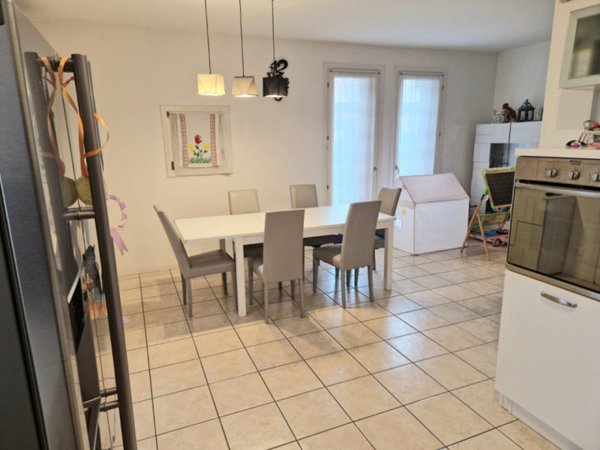 casa indipendente in vendita a Lonigo