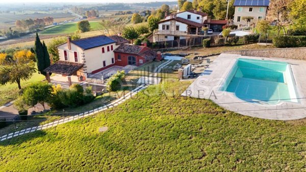 casa indipendente in vendita a Lonigo