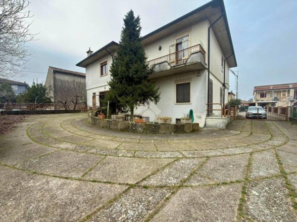 casa indipendente in vendita a Lonigo