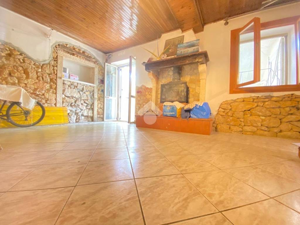 casa indipendente in vendita a Lonigo in zona Monticello