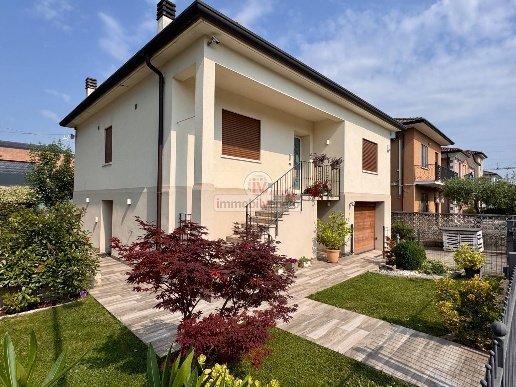 casa indipendente in vendita a Lonigo