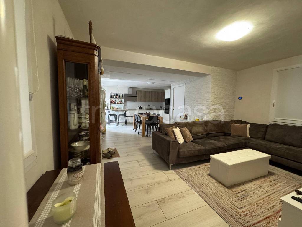 casa indipendente in vendita a Lonigo