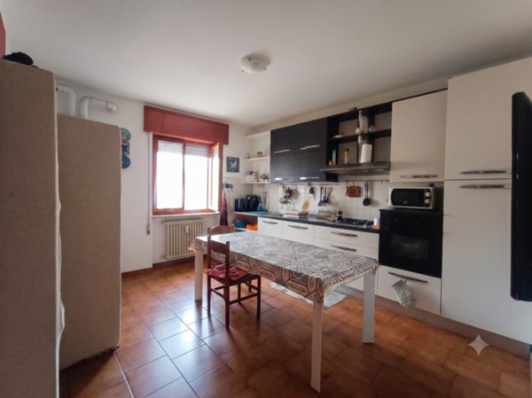 appartamento in vendita a Lonigo in zona Madonna