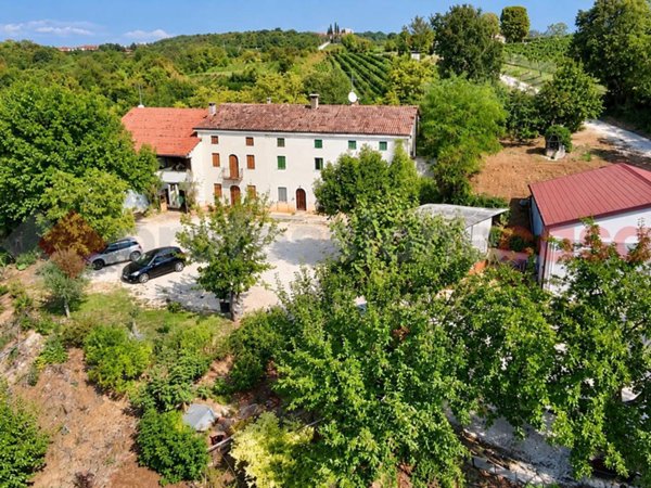 casa indipendente in vendita a Lonigo in zona Monticello