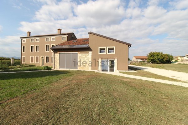 casa indipendente in vendita a Lonigo