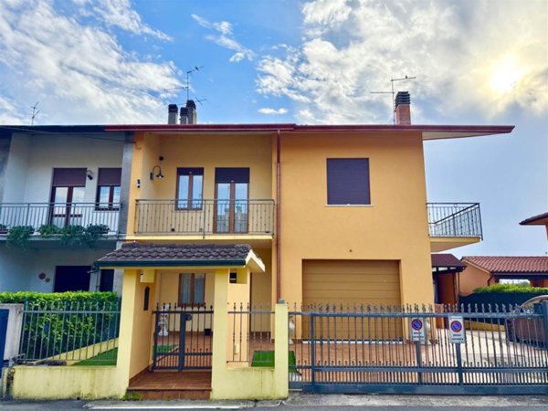 casa indipendente in vendita a Lonigo in zona Almisano