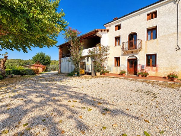 casa indipendente in vendita a Lonigo in zona Monticello